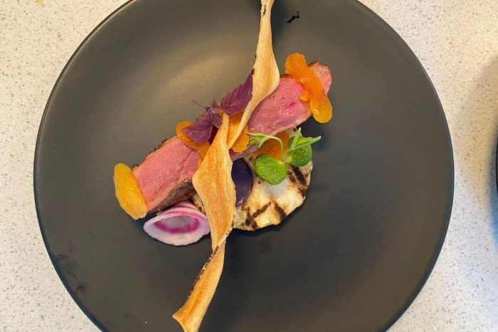Eendenborst met abrikozen en zoete aardappel